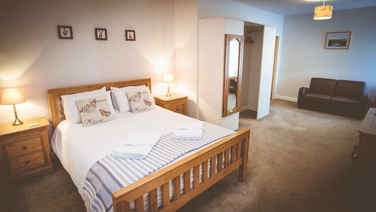 Bed and Breakfast Coddy'S Farm Holmfirth Exterior foto